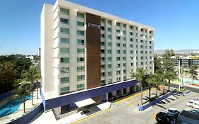 Staybridge Suites Guadalajara Expo